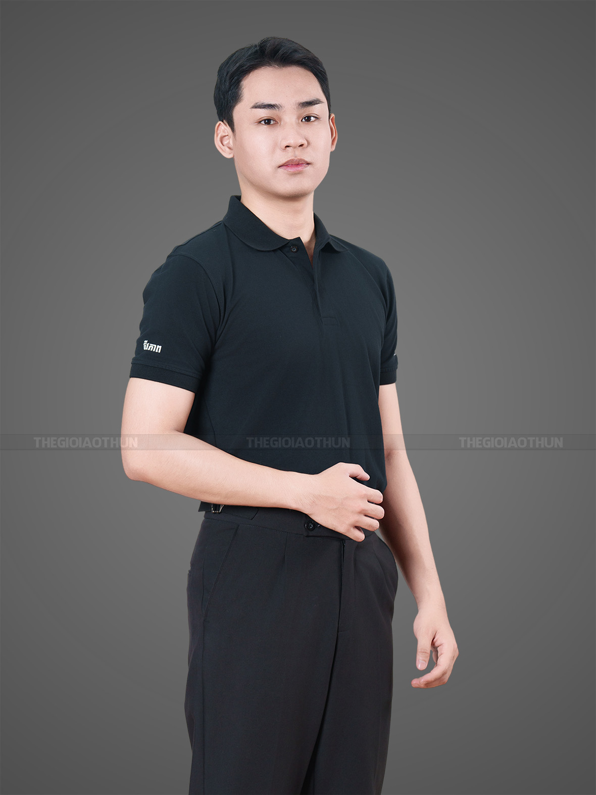 Áo thun đồng phục thêu logo theo mẫu công ty 6